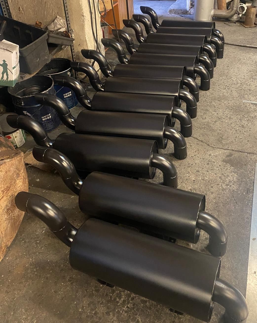 Özel Sondaj Makinesi Egzozu